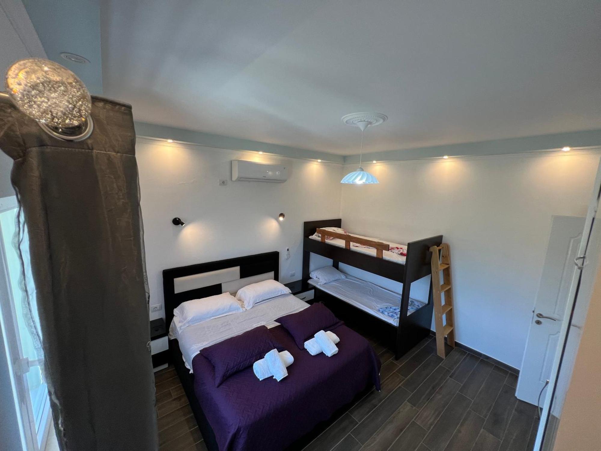 Adriatik Guesthouse Permet Exterior photo